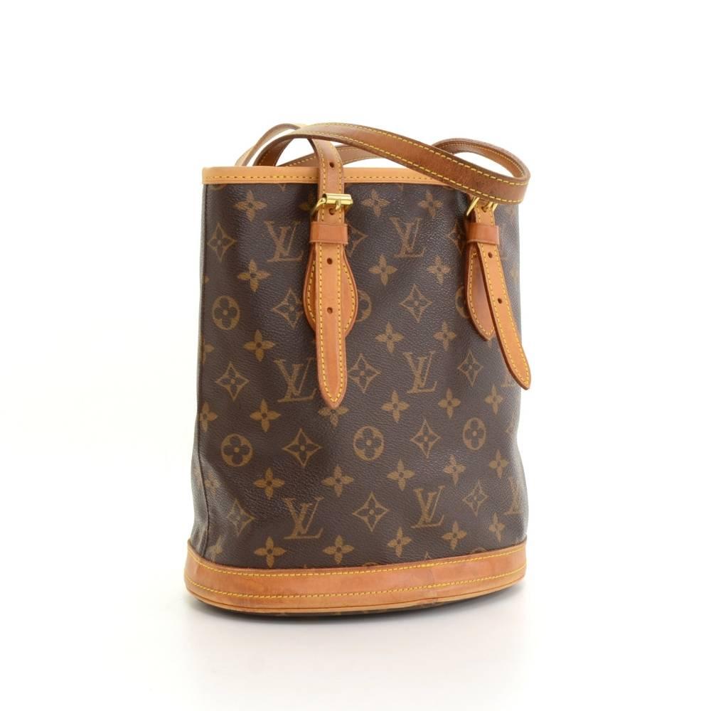 Brown Louis Vuitton Bucket PM Monogram Canvas Shoulder Bag