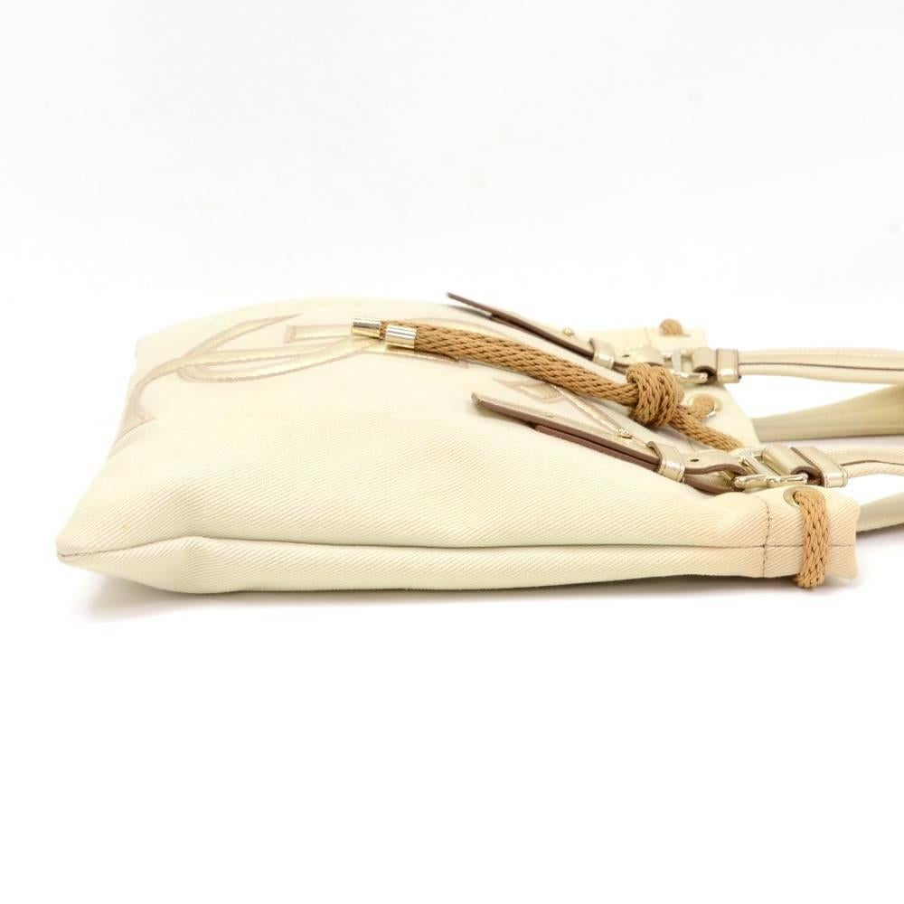 Women's Yves Saint Laurent Kahala Beige Cotton Tote Hand Bag