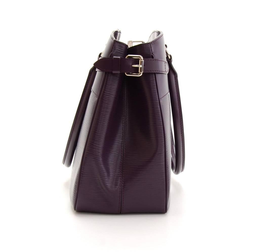 Women's Louis Vuitton Passy GM Purple Epi Leather Silver Tone Hardware Hand Bag