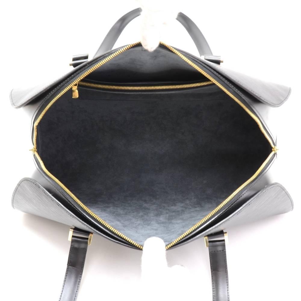 Louis Vuitton Solferino 45 Black Epi Leather Shoulder Boston Bag 3