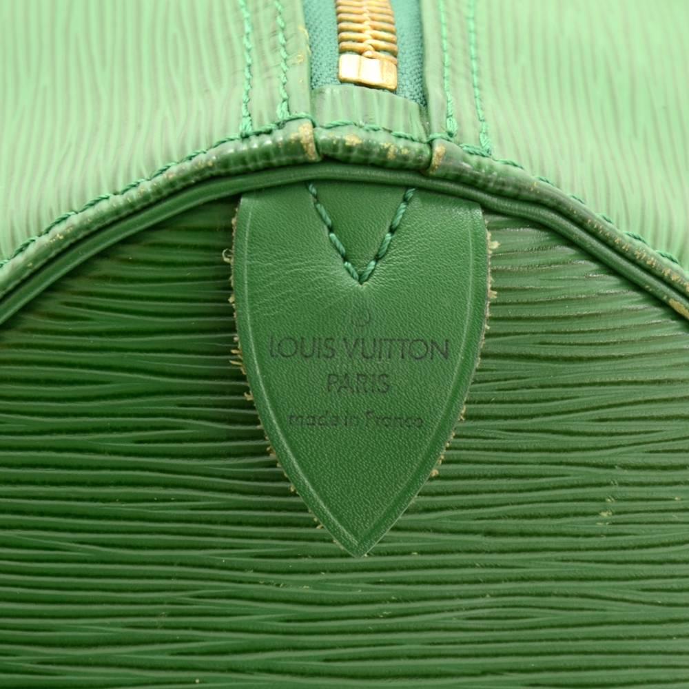 Vintage Louis Vuitton Keepall 45 Green Epi Leather Duffle Travel Bag 4