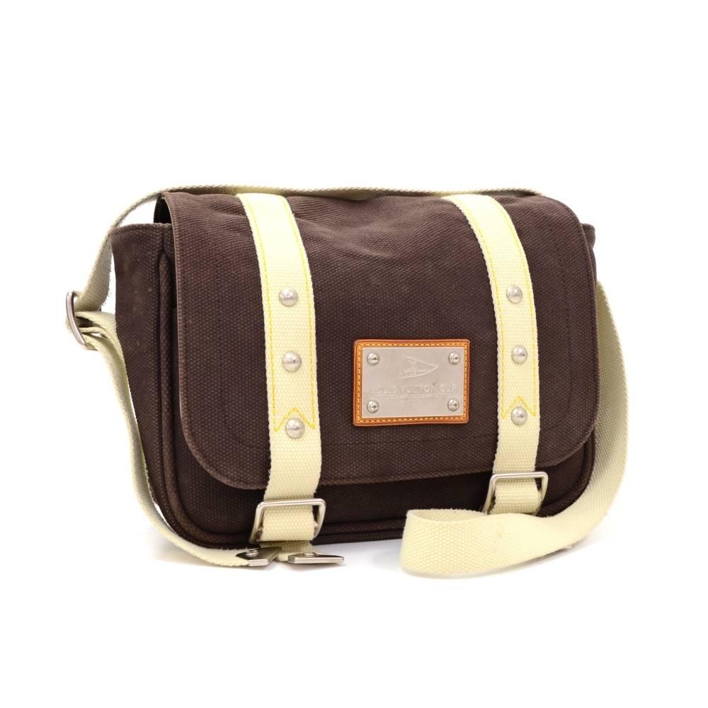 Louis Vuitton - Authenticated Antigua Handbag - Cloth Ecru for Women, Very Good Condition