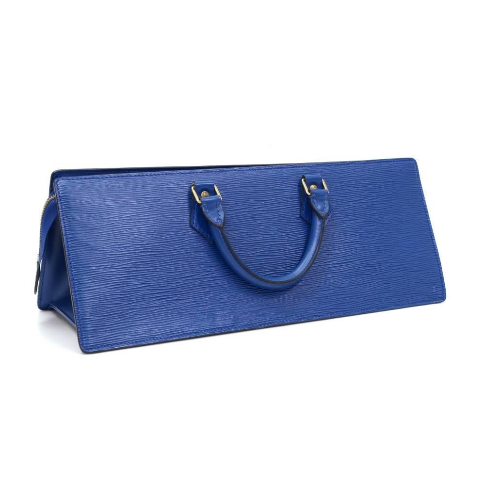 Vintage Louis Vuitton Sac Triangle Blue Epi Leather Hand Bag In Good Condition In Fukuoka, Kyushu