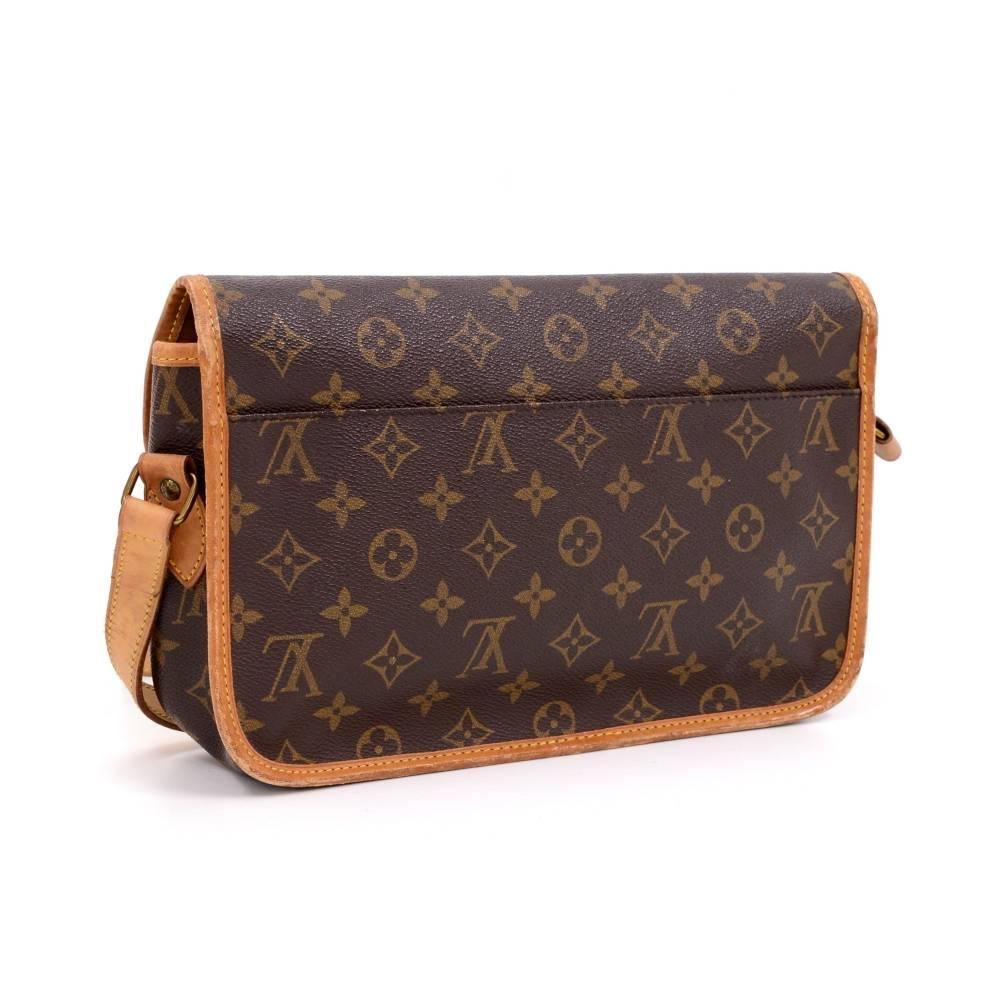 Brown Vintage Louis Vuitton Sac Gibeciere MM Monogram Canvas Messenger Shoulder Bag