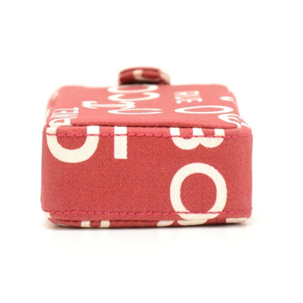 Women's Chanel Red x White Canvas Mobile Phone Sunglasses Shoulder Case For Sale