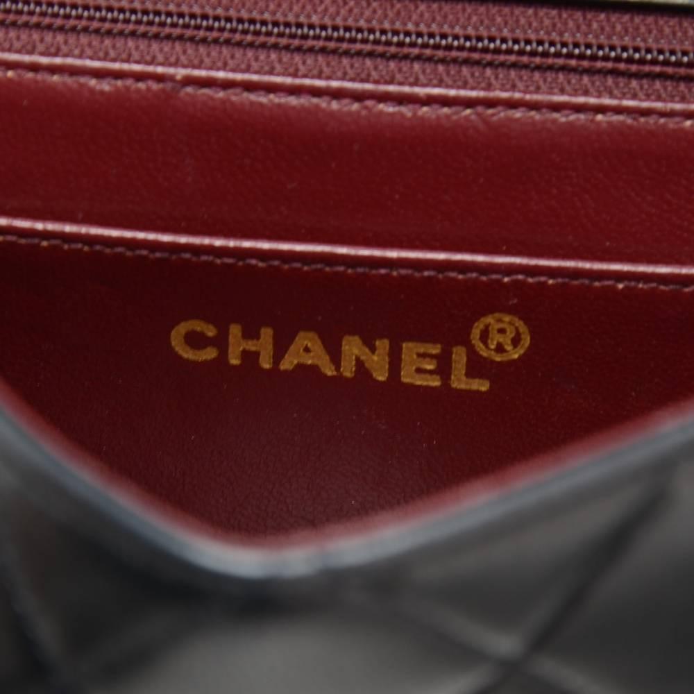 Vintage Chanel 9