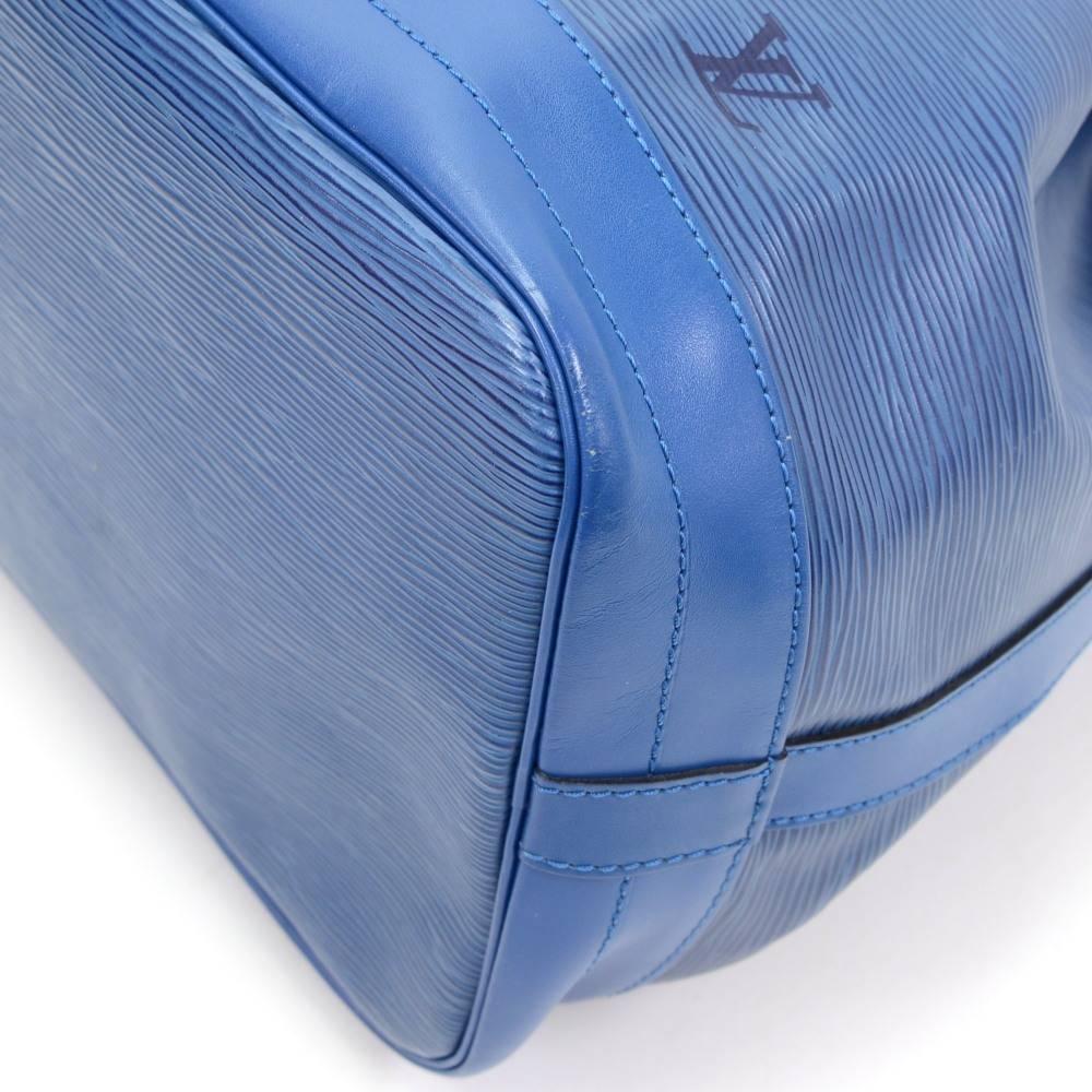 Vintage Louis Vuitton Noe Large Blue Epi Leather Shoulder Bag 4
