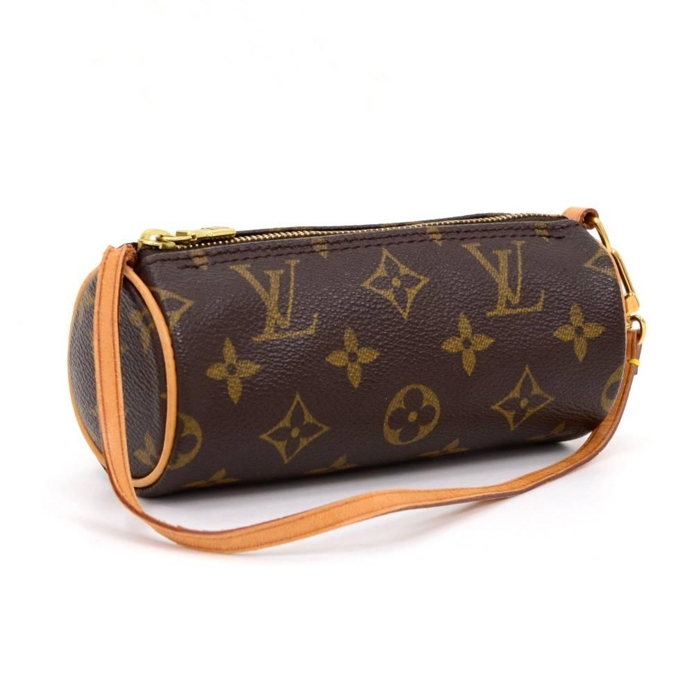 Louis Vuitton Pochette Papillon in monogram canvas. Perfect for night out and parties. It can be either hand-held or linked to the D-ring found in many Louis Vuitton bags.

Made in: France
Serial Number: A R 1 0 0 2
Size: 6.1 x 2.6 x x inches or