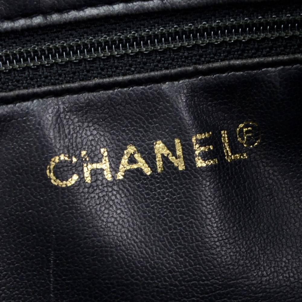 Vintage Chanel 12