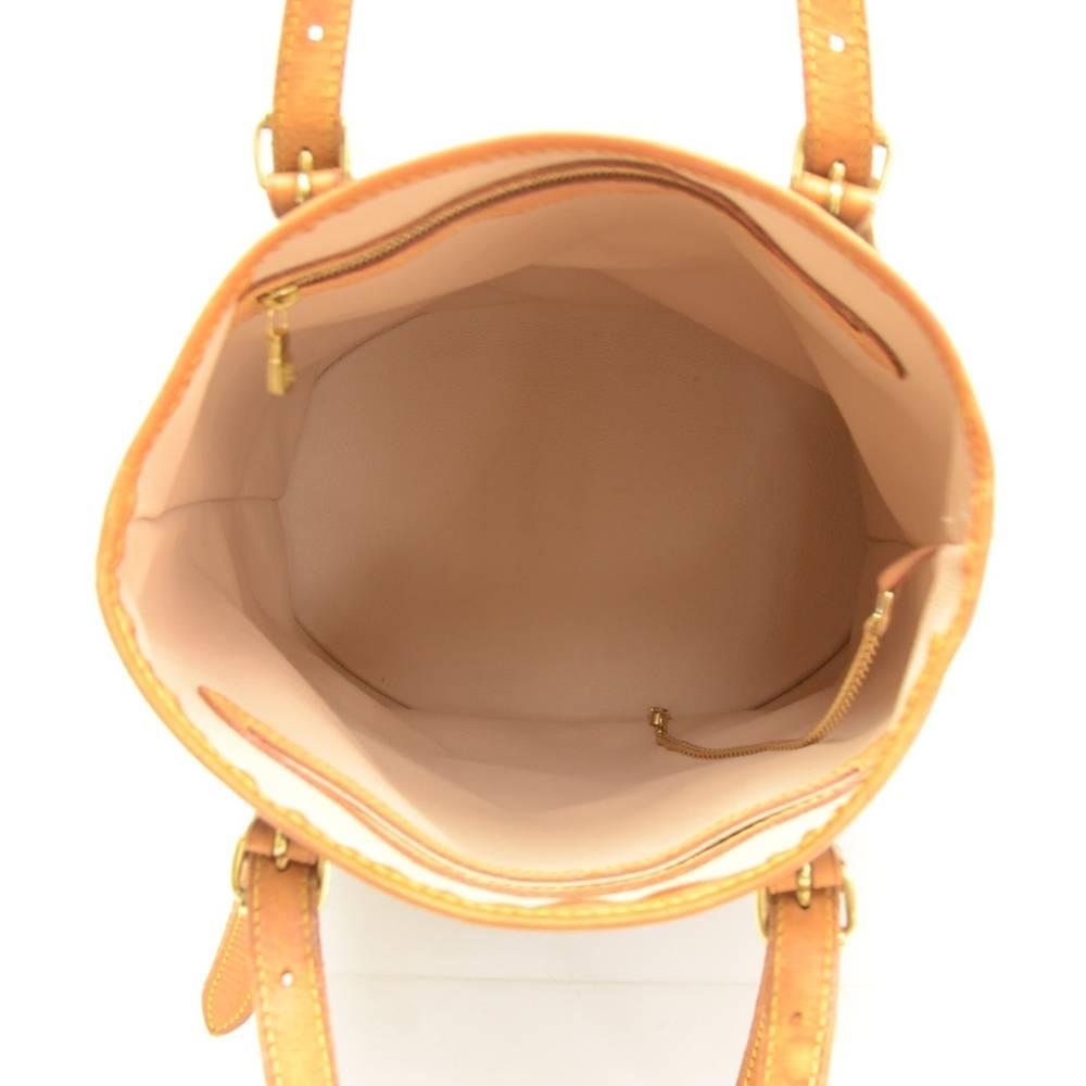Louis Vuitton Bucket GM Monogram Canvas Shoulder Bag 3