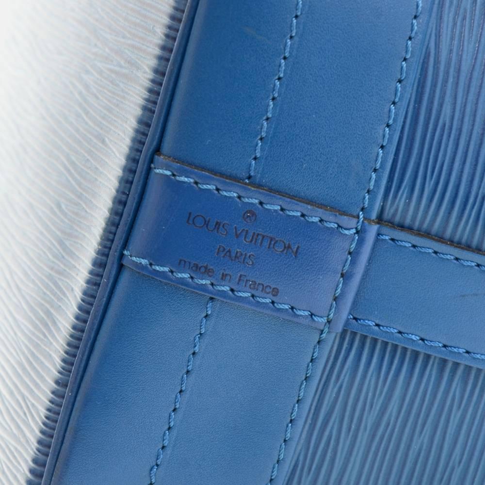 Vintage Louis Vuitton Noe Large Blue Epi Leather Shoulder Bag 4