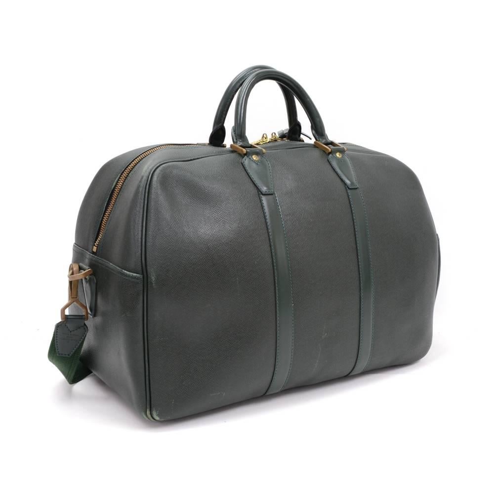 Black Louis Vuitton Kendall GM Green Taiga Leather Kendall Travel Handbag + Strap