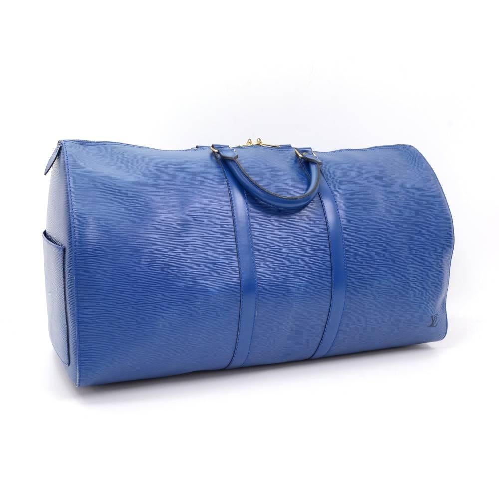 Louis Vuitton Keepall 55 Blue Epi Leather Duffle Travel Bag In Good Condition In Fukuoka, Kyushu