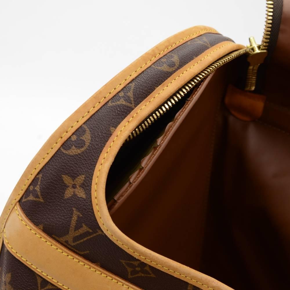 Louis Vuitton Sac Chaussures 50 Monogram Canvas Pet Carry Bag 3