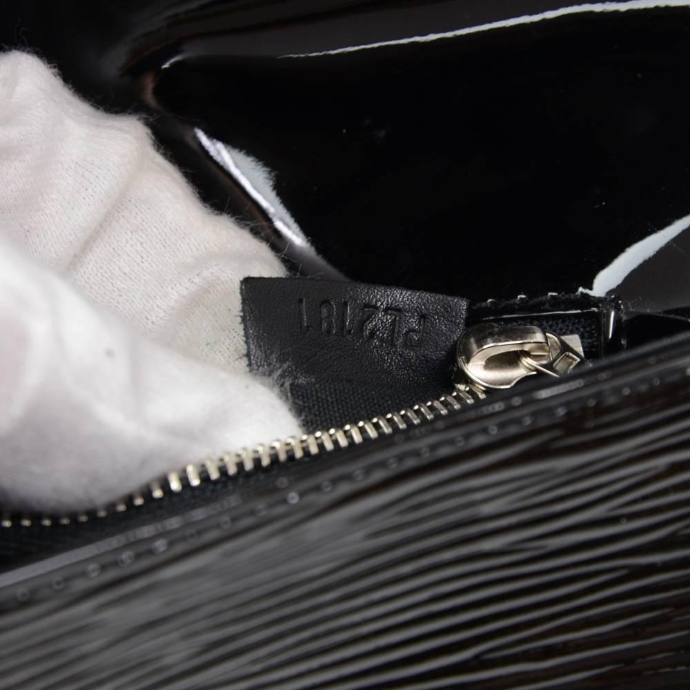 Louis Vuitton Sobe Black Electric Leather Evening Clutch Bag 4