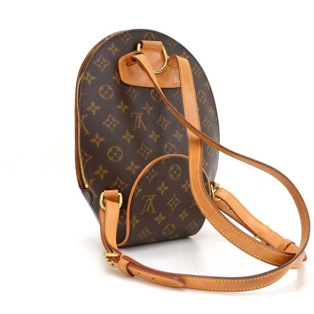 Louis Vuitton Ellipse Sac a Dos backpack in monogram canvas. Easy access secured with double zipper and inside has 1 open pocket. Discontinued item with unique shape. Great companion wherever you go.

Made in: France
Serial Number: MI0022
Size: 8.7