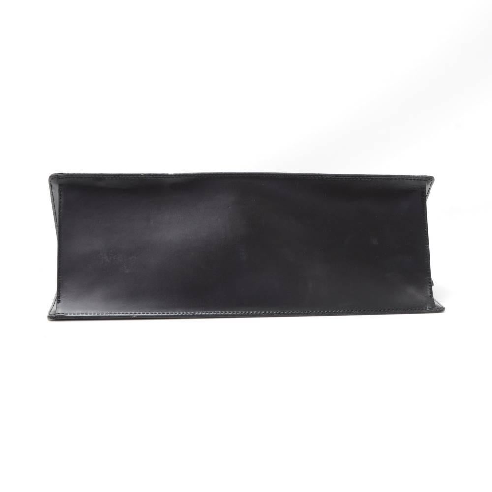 Vintage Louis Vuitton Sac Triangle Black Epi Leather Hand Bag  1