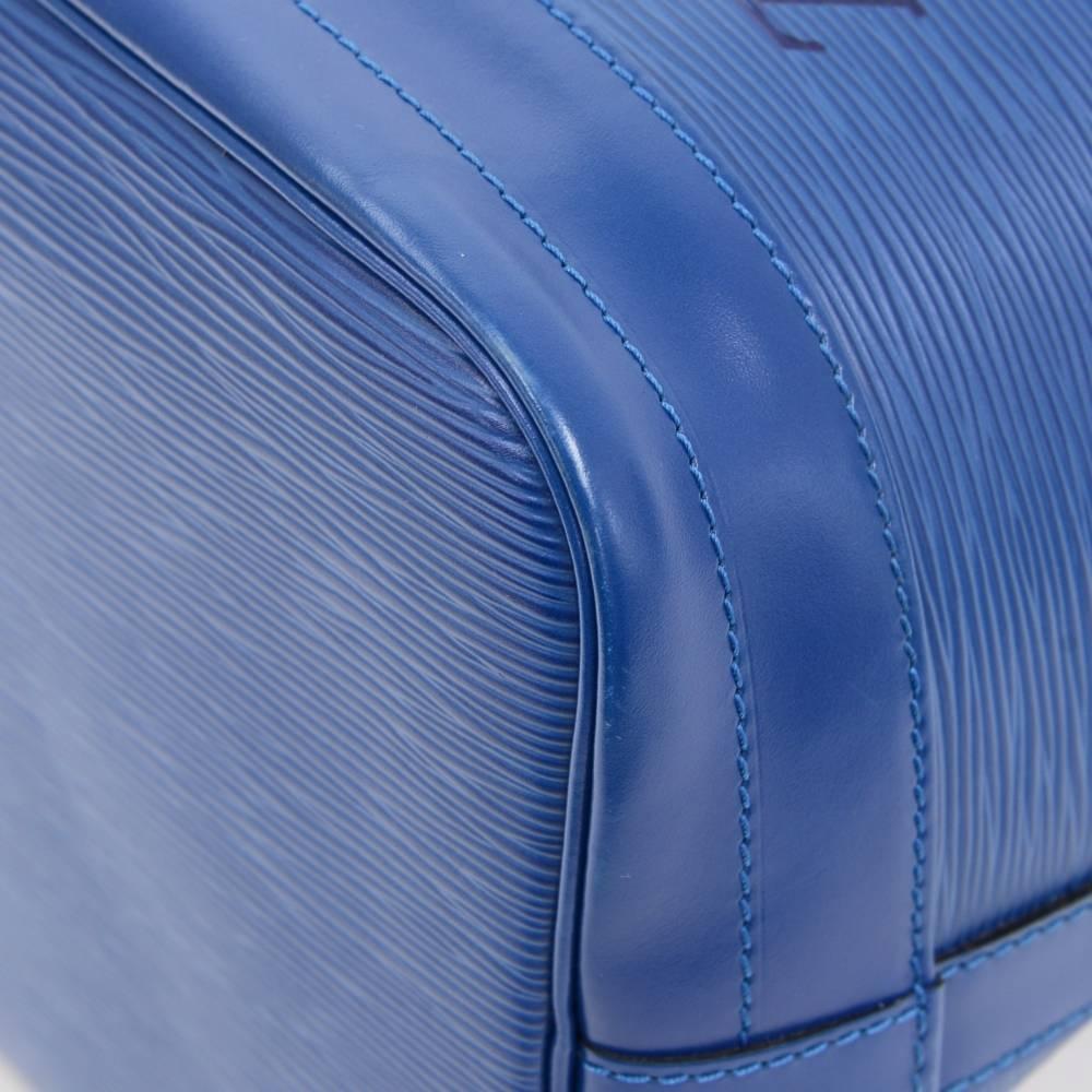 Vintage Louis Vuitton Noe Large Blue Epi Leather Shoulder Bag 5