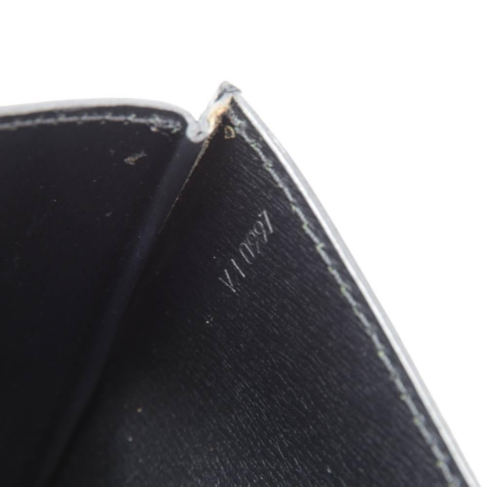 Louis Vuitton Tilsitt Black Epi Leather Shoulder Pochette Bag For Sale 2
