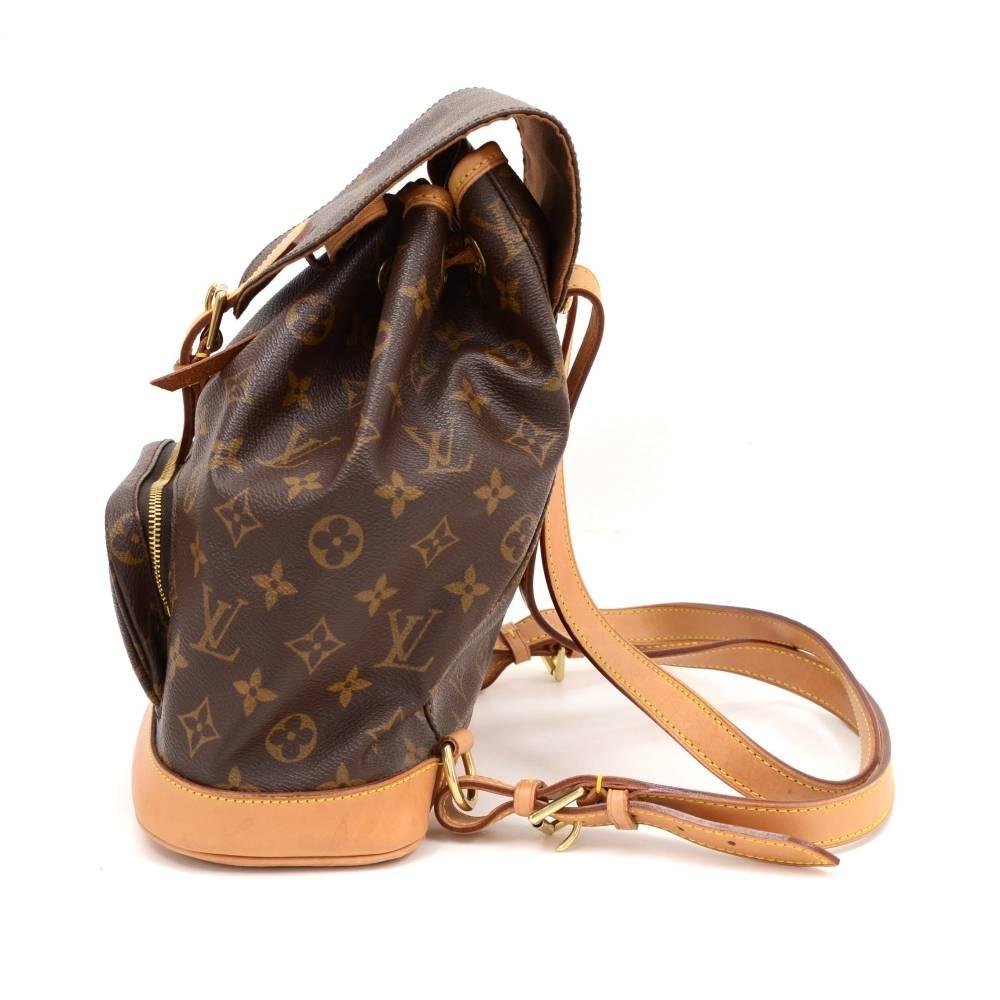 Louis Vuitton Moyen Montsouris MM Monogram Canvas Backpack Bag In Excellent Condition In Fukuoka, Kyushu