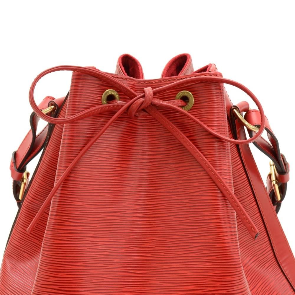 Vintage Louis Vuitton Noe Large Red Epi Leather Shoulder Bag 2