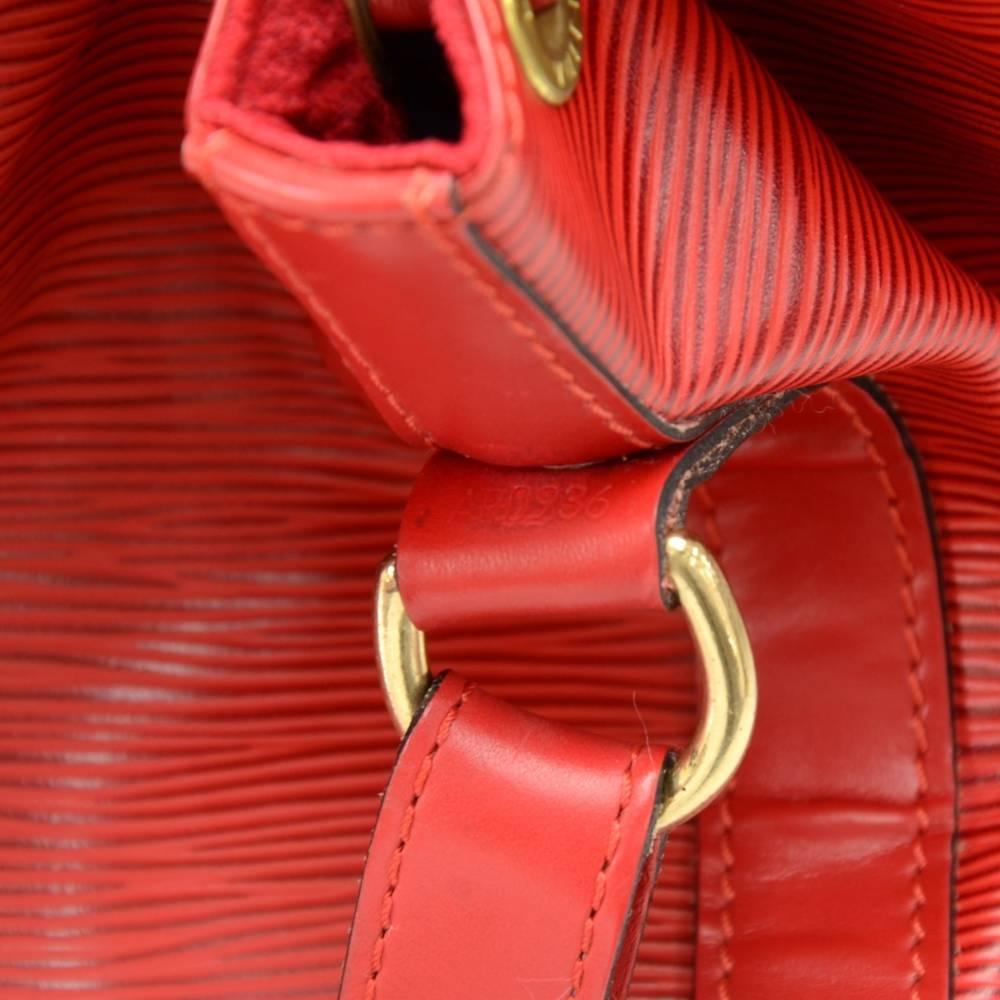 Vintage Louis Vuitton Noe Large Red Epi Leather Shoulder Bag 4