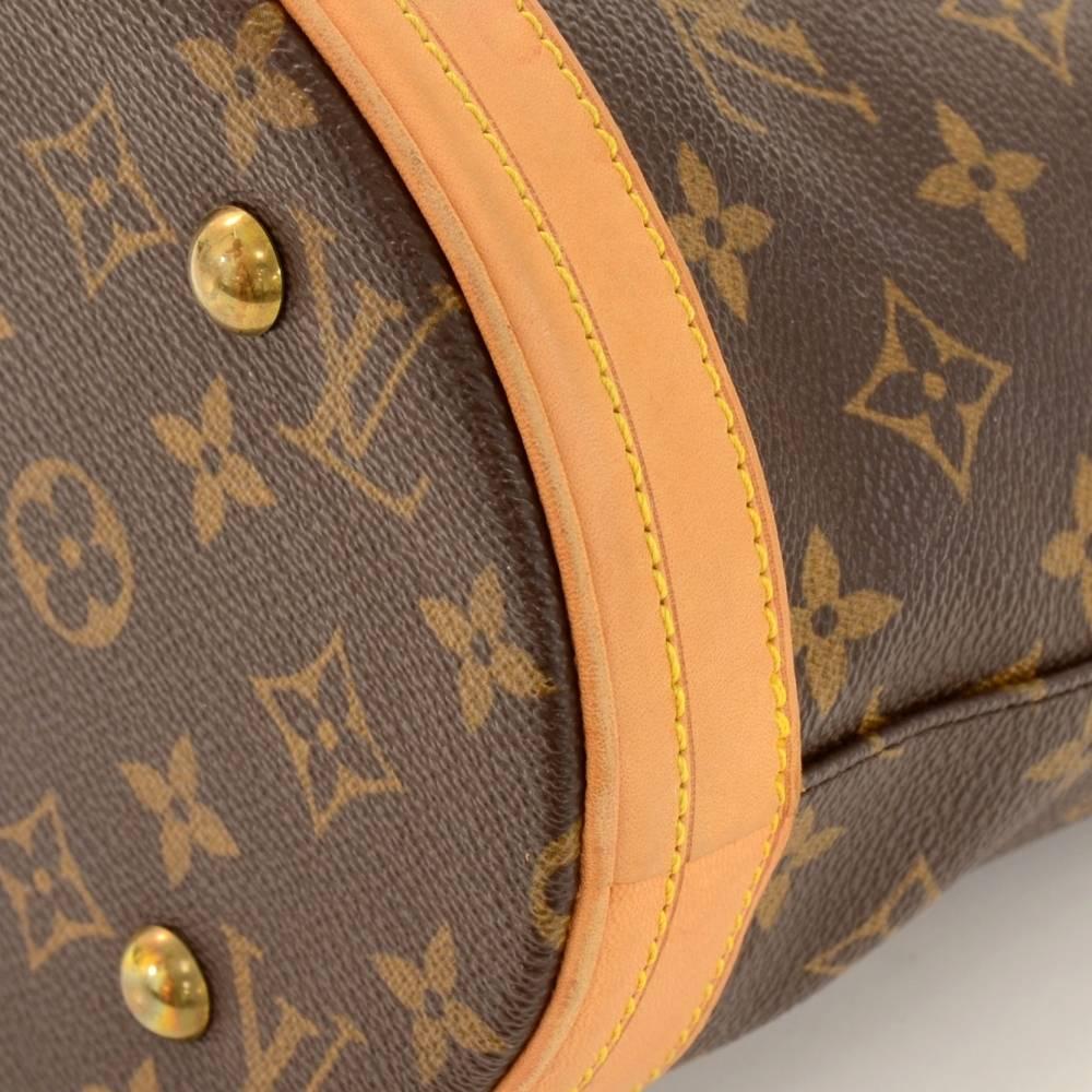 Louis Vuitton Bucket PM Monogram Canvas Shoulder Bag 2