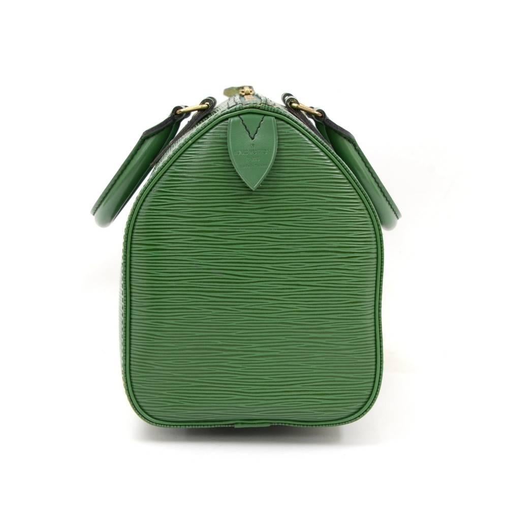 Louis Vuitton Speedy 25 Green Epi Leather City Hand Bag In Good Condition In Fukuoka, Kyushu