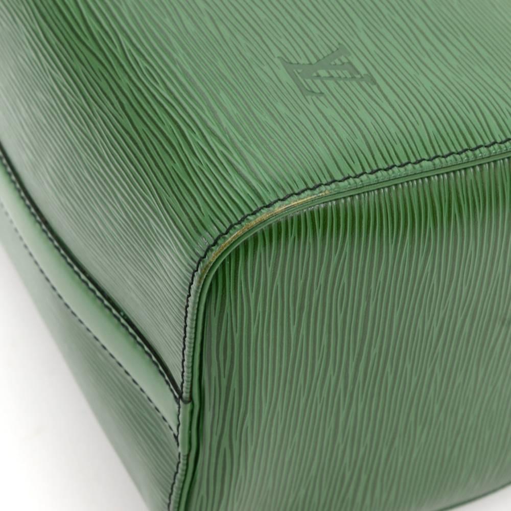 Louis Vuitton Speedy 25 Green Epi Leather City Hand Bag 2