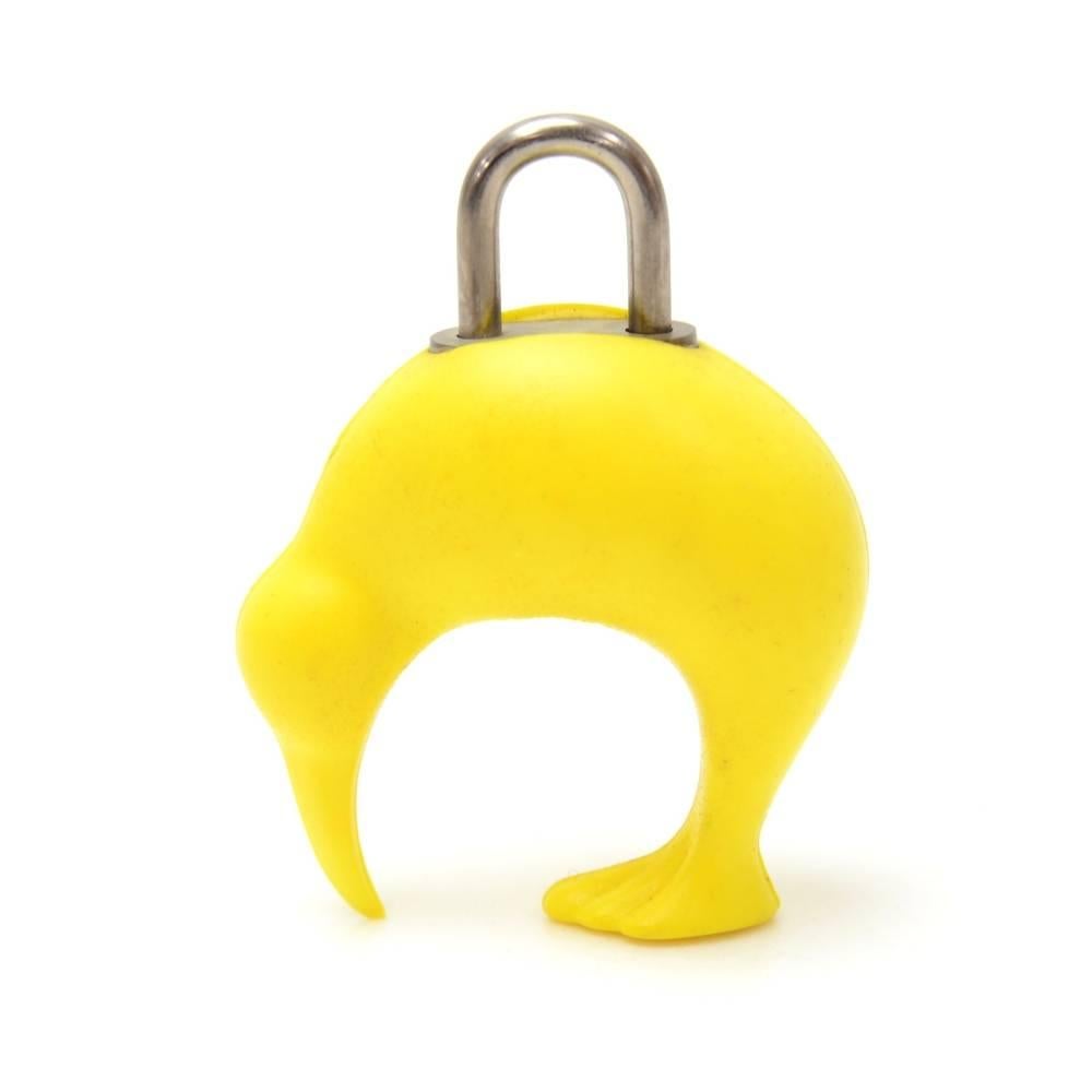 Louis Vuitton Yellow Rubber LV Cup Limited Kiwi Key Pad Lock + Keys In Good Condition For Sale In Fukuoka, Kyushu