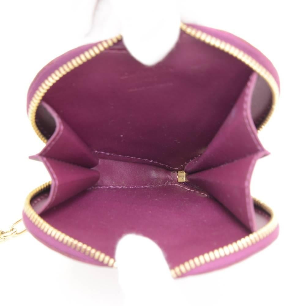 Louis Vuitton Porte Monnaies Cruer Dark Purple Violet Heart Shaped Coin Case  For Sale 1