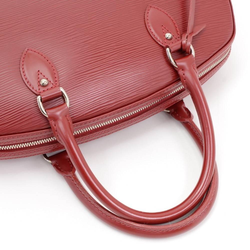 Louis Vuitton Jasmin Red Epi Leather Silver Tone Hardware Hand Bag 2