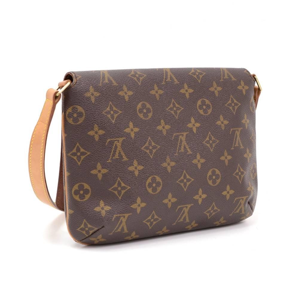 Louis Vuitton Musette Tango shoulder bag in monogram canvas. Magnetic flap closure, inside is in brown alkantra lining and has one open side pocket. Adjustable leather strap could be worn on the shoulder. 

Made in: France
Serial Number: S P 1 0 0