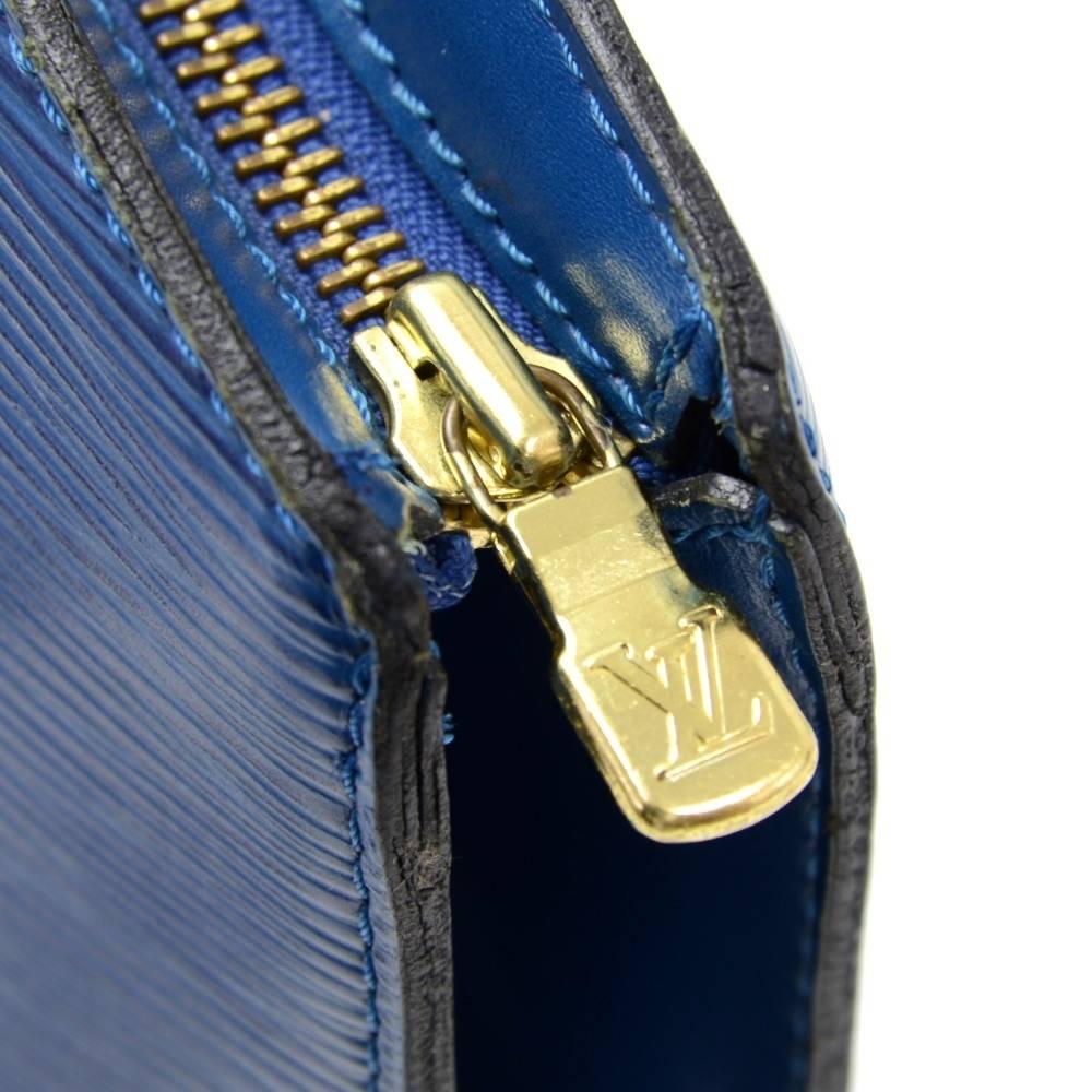 Vintage Louis Vuitton Saint Jacques GM Blue Epi Leather Shoulder Bag For Sale 3