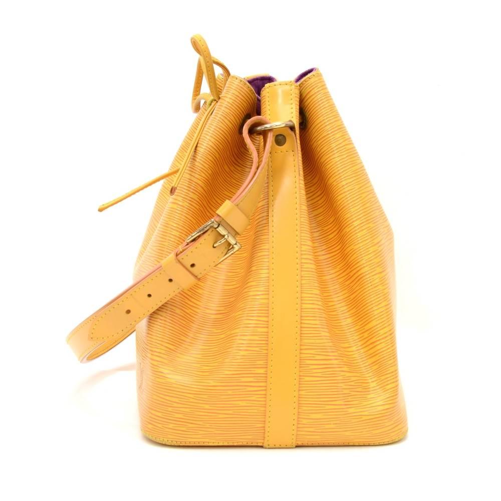 Vintage Louis Vuitton Petit Noe Yellow Epi Leather Shoulder Bag In Fair Condition In Fukuoka, Kyushu