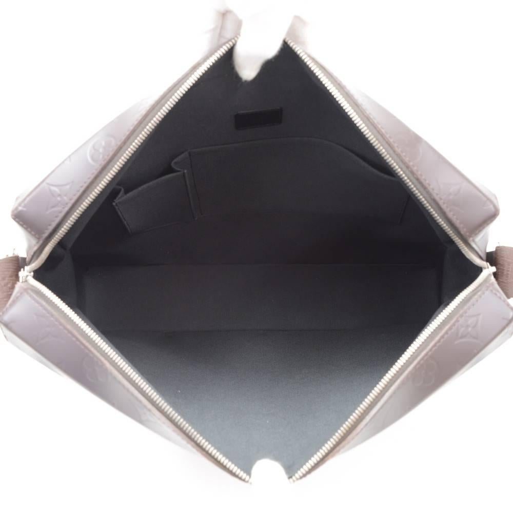 Louis Vuitton Steve Dark Brown Monogram Glace Leather Document Bag  5