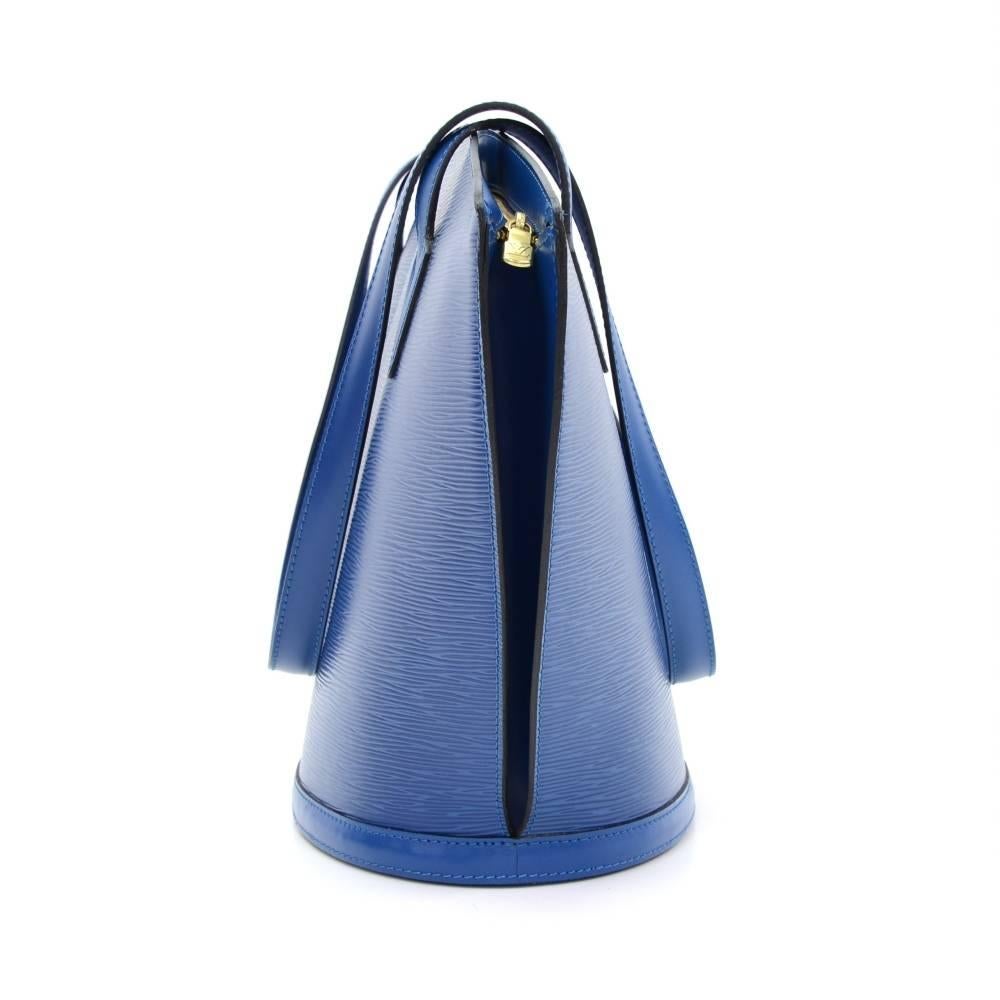 Women's Vintage Louis Vuitton Saint Jacques GM Blue Epi Leather Shoulder Bag