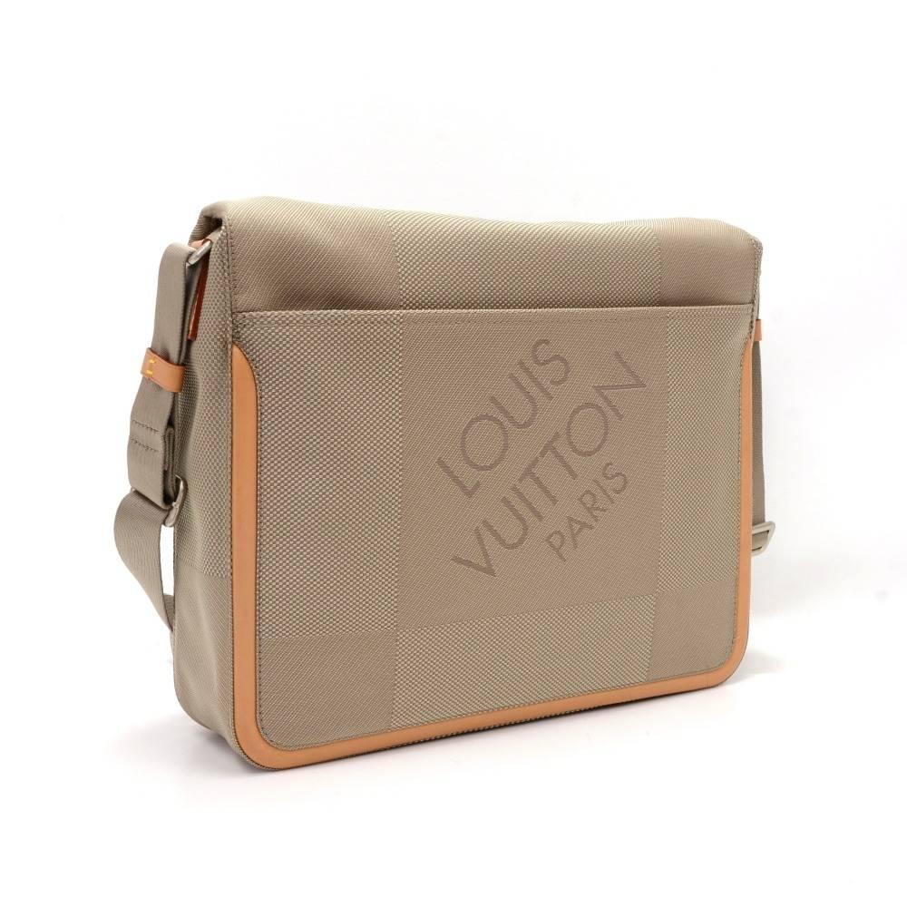Brown Louis Vuitton Messager Gray Damier Geant Canvas Messenger Laptop Bag 