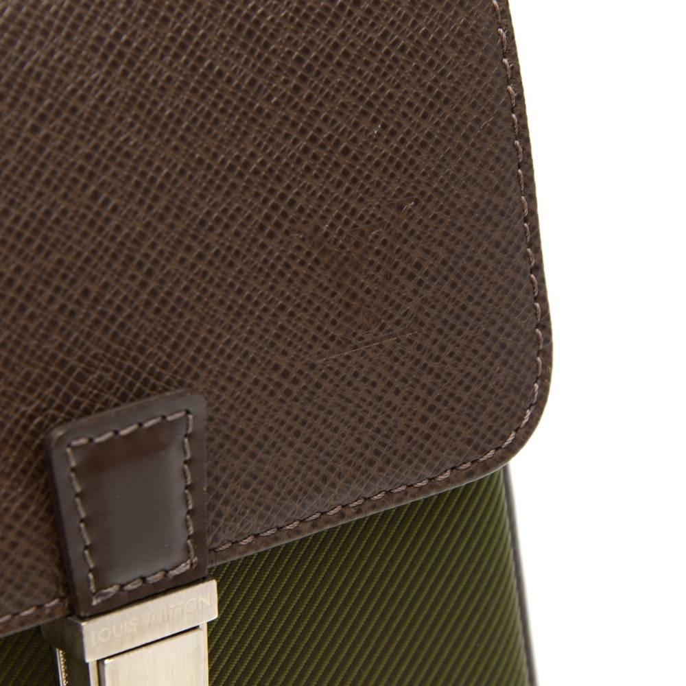 Louis Vuitton Saratov Messenger GM Brown Taiga Leather Document Shoulder Bag  1