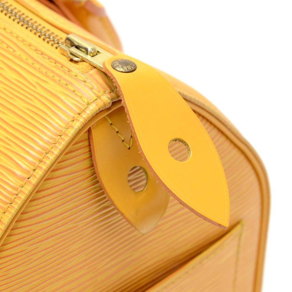 Vintage Louis Vuitton Speedy 25 Yellow Epi Leather City Hand Bag In Good Condition In Fukuoka, Kyushu