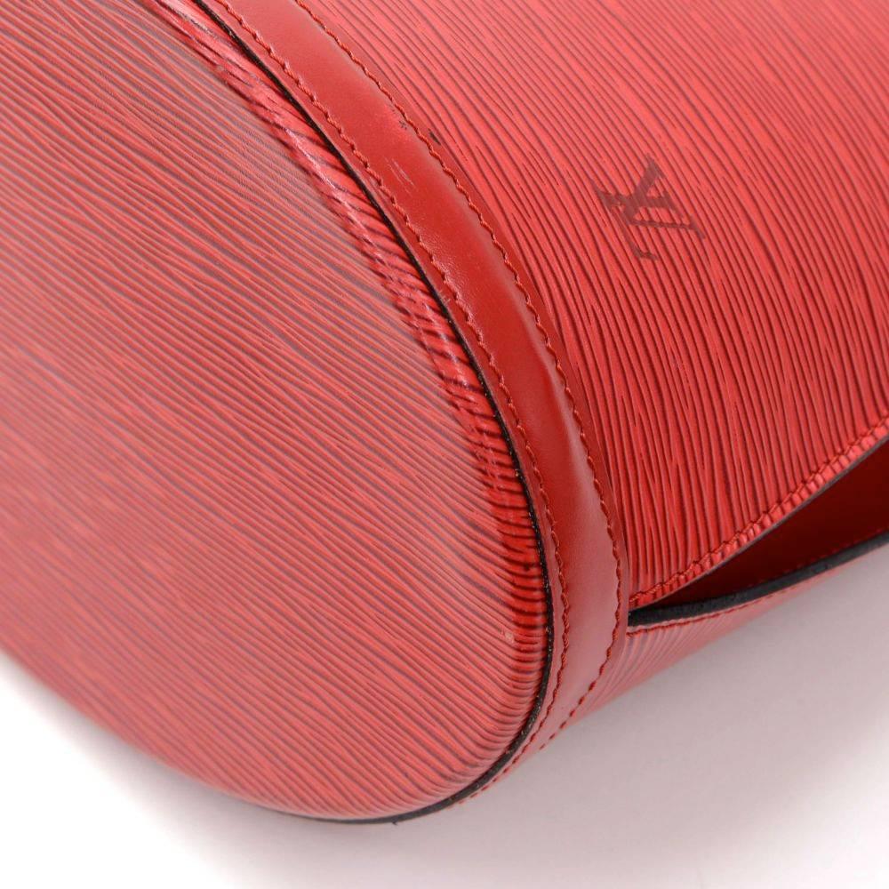 Vintage Louis Vuitton Cluny Red Epi Leather Shoulder Bag 3