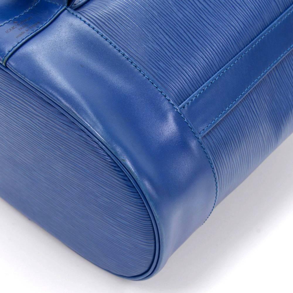 Vintage Louis Vuitton Randonnee Blue Epi Leather Shoulder Bag 4
