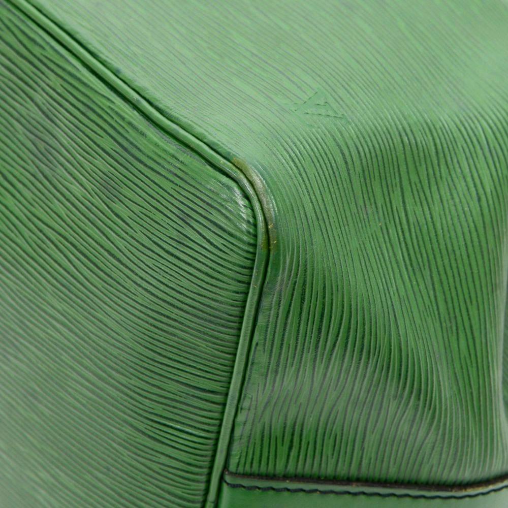 Vintage Louis Vuitton Petit Noe Green Epi Leather Shoulder Bag 3