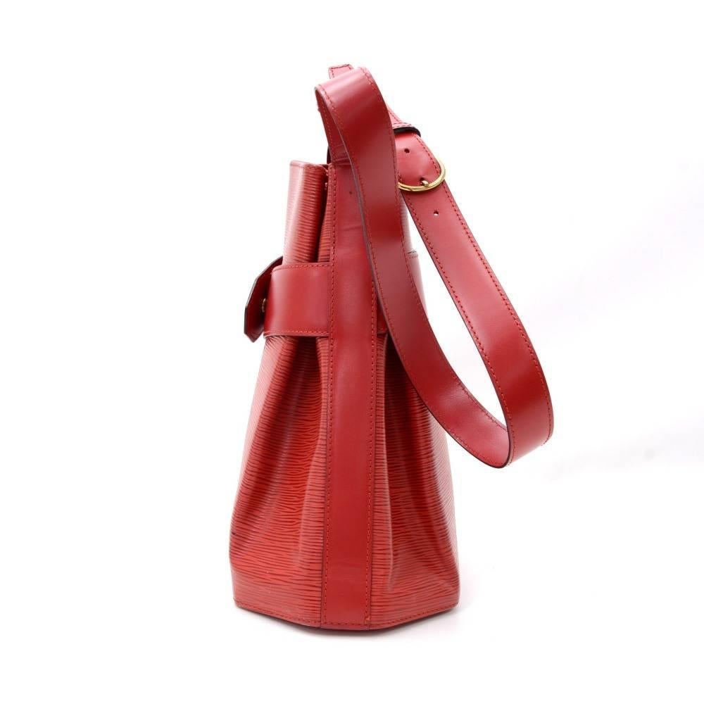 Women's Vintage Louis Vuitton Sac Depaule PM Red Epi Leather Shoulder Bag