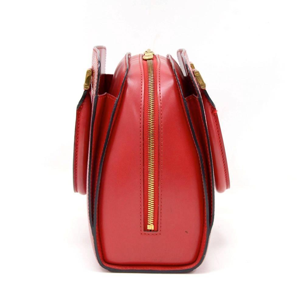 Louis Vuitton Pont Neuf Red Epi Leather Hand Bag In Good Condition For Sale In Fukuoka, Kyushu