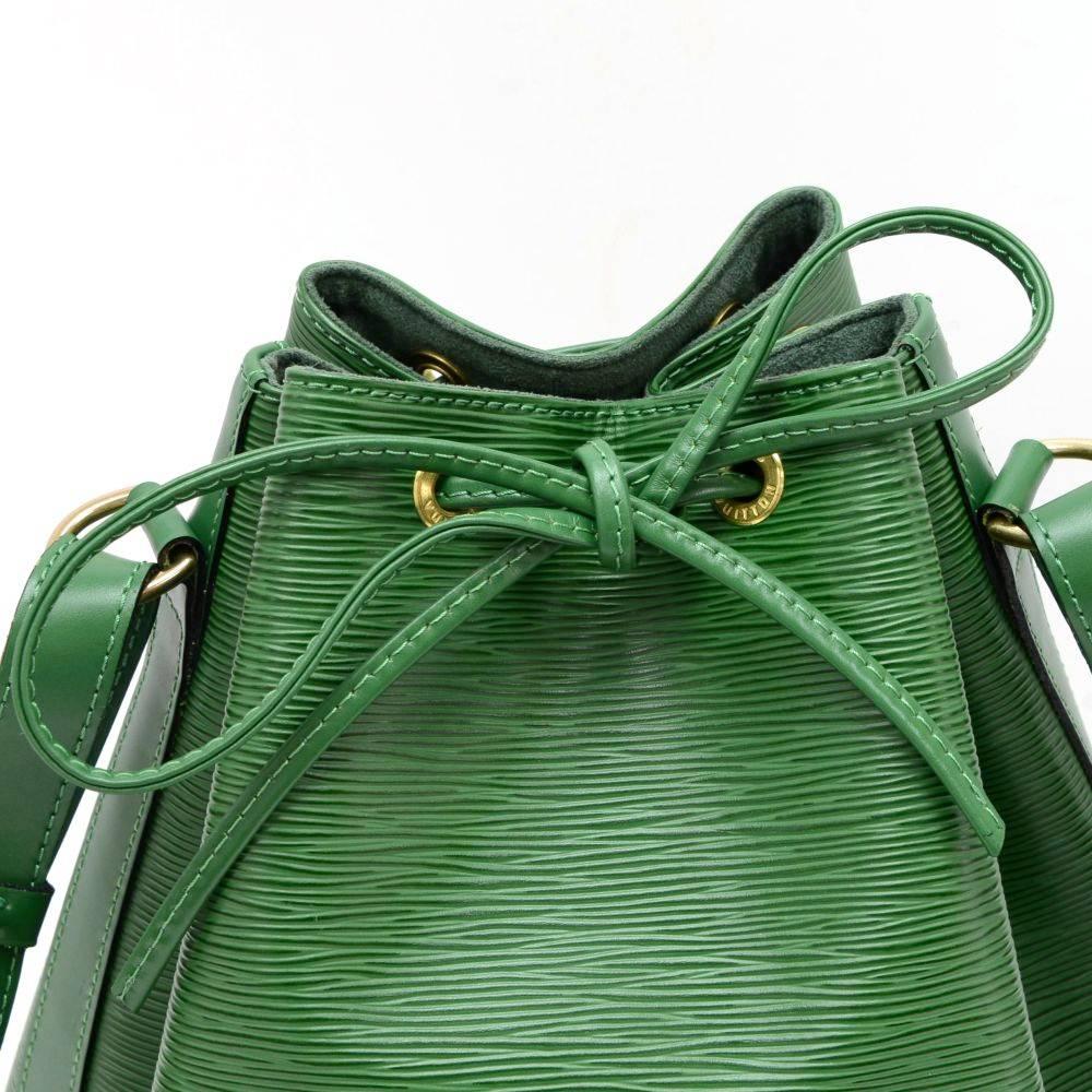 Vintage Louis Vuitton Noe Large Green Epi Leather Shoulder Bag  3