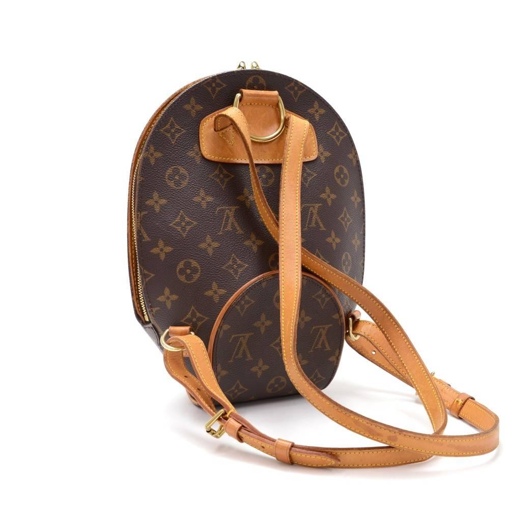 Louis Vuitton Ellipse Sac a Dos backpack in monogram canvas. Easy access secured with double zipper and inside has 1 open pocket. Discontinued item with unique shape. Great companion wherever you go.

Made in: France
Serial Number: MI0929
Size: 8.7