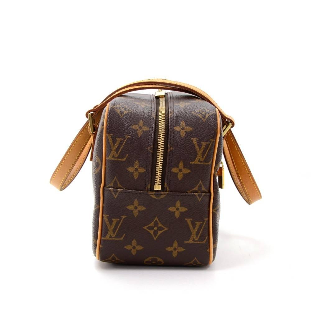 Louis Vuitton Cite MM Monogram Canvas Shoulder Bag In Good Condition In Fukuoka, Kyushu