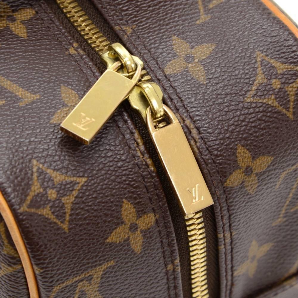 Louis Vuitton Cite MM Monogram Canvas Shoulder Bag 1