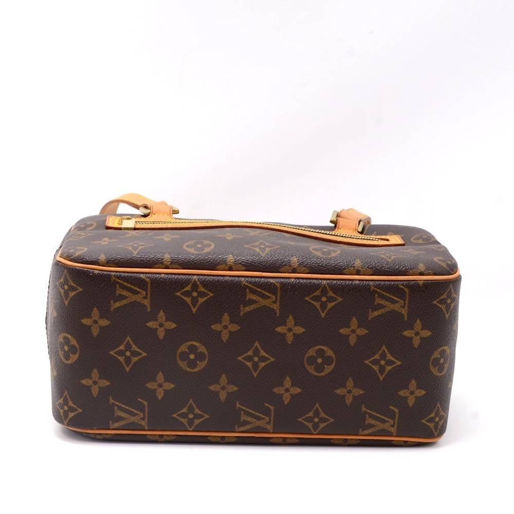 Women's Louis Vuitton Cite MM Monogram Canvas Shoulder Bag